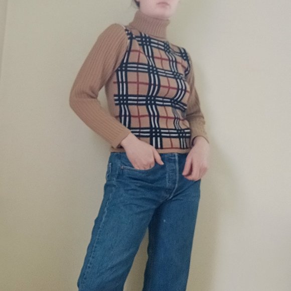 Checkered sweater - Picture 1 of 6